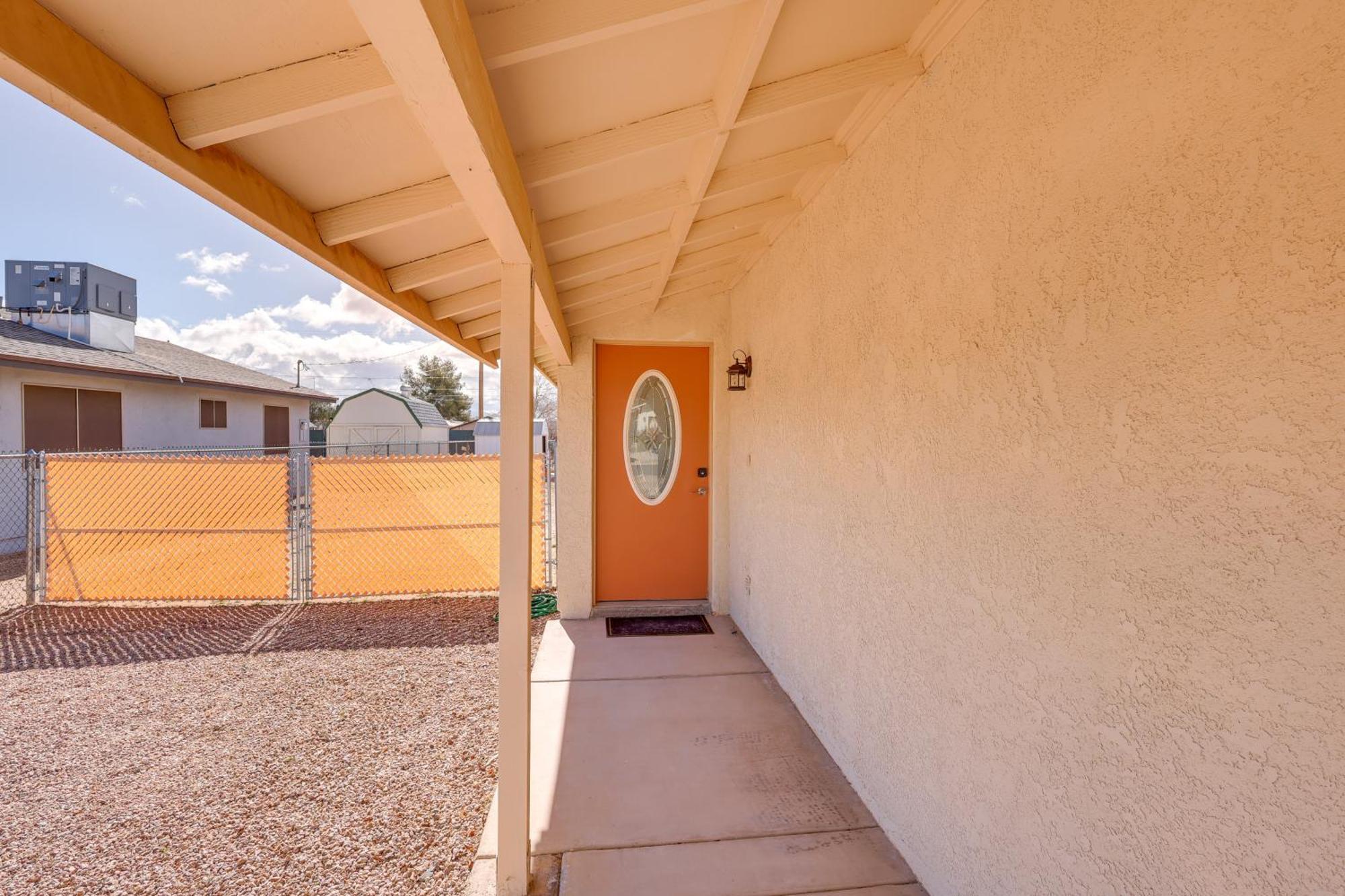 Kingman Vacation Rental With Yard And Fire Pit Esterno foto