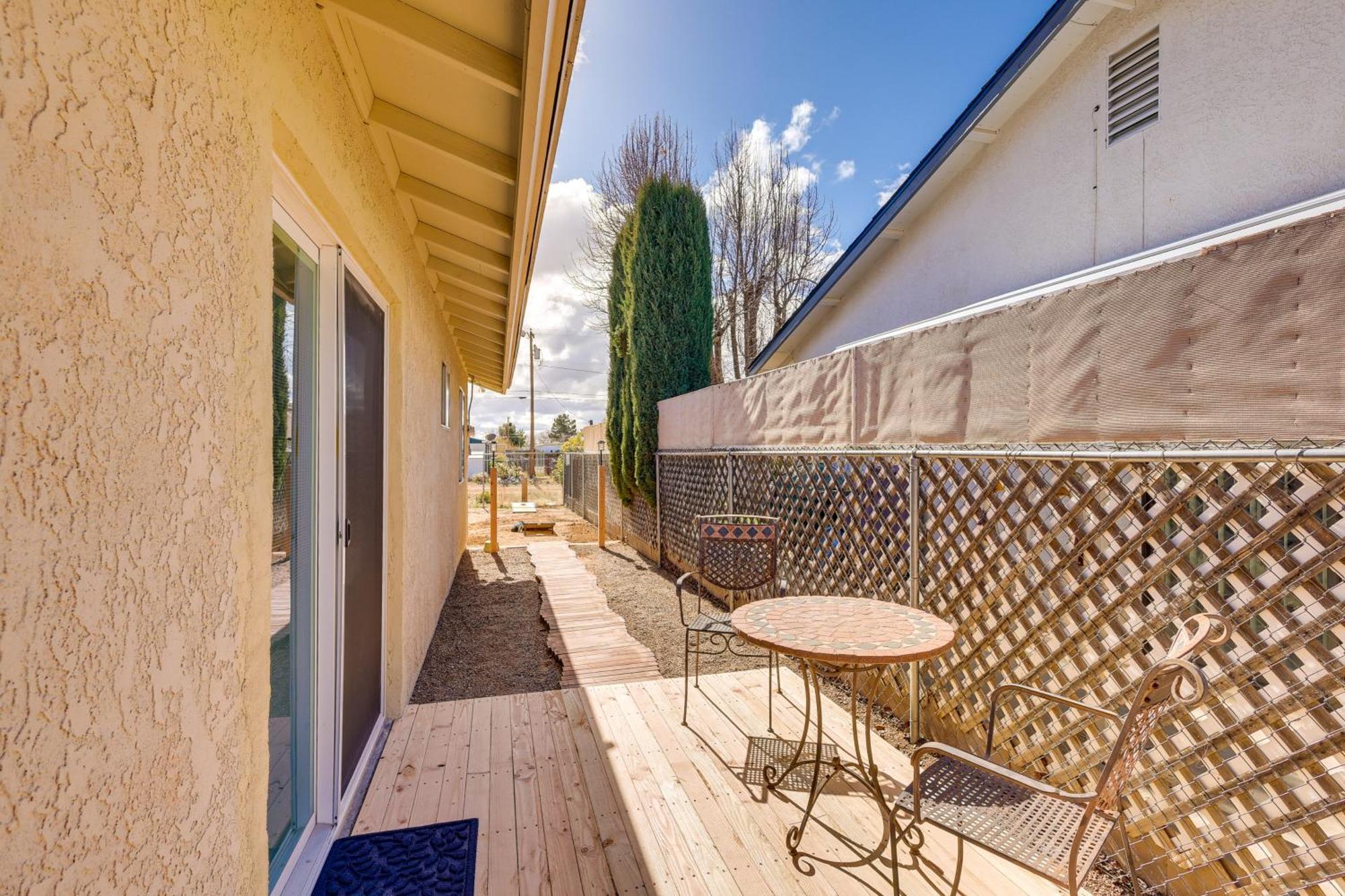 Kingman Vacation Rental With Yard And Fire Pit Esterno foto